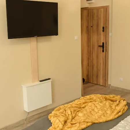 Klasztorna Διαμέρισμα Dzierżoniów